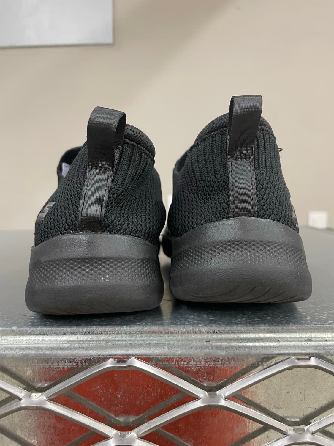 스케쳐스 고워크6 슬립온 230 상품이미지3