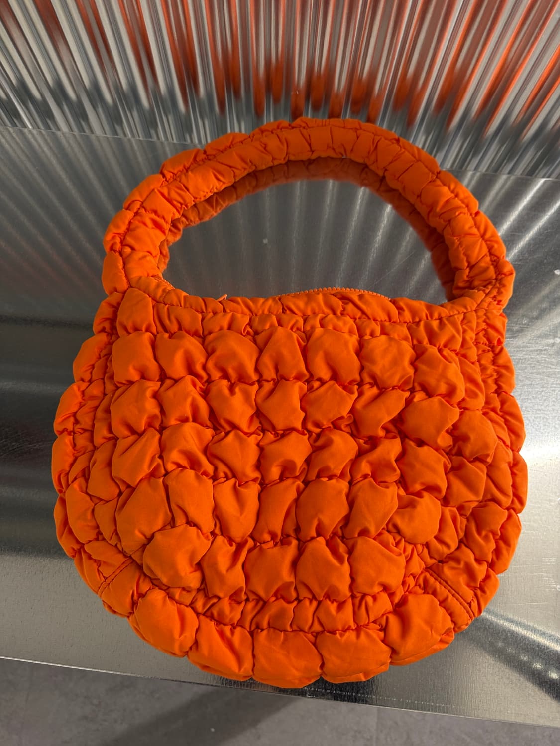 COS 쿠름백 코스 퀼티드 미니백 오렌지 상품이미지2