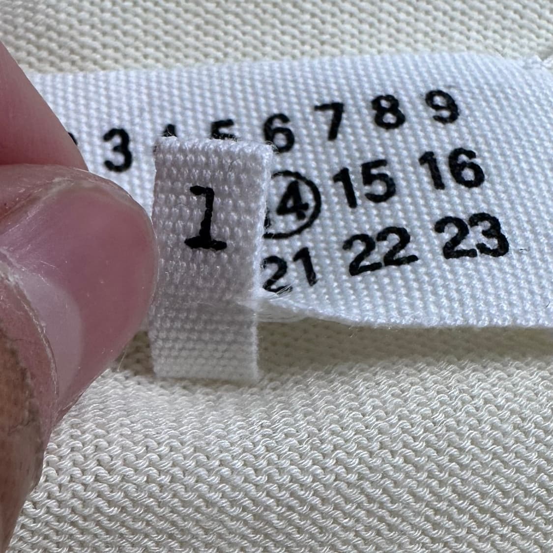 마르지엘라 화이트 엘보패치 니트  상품이미지9