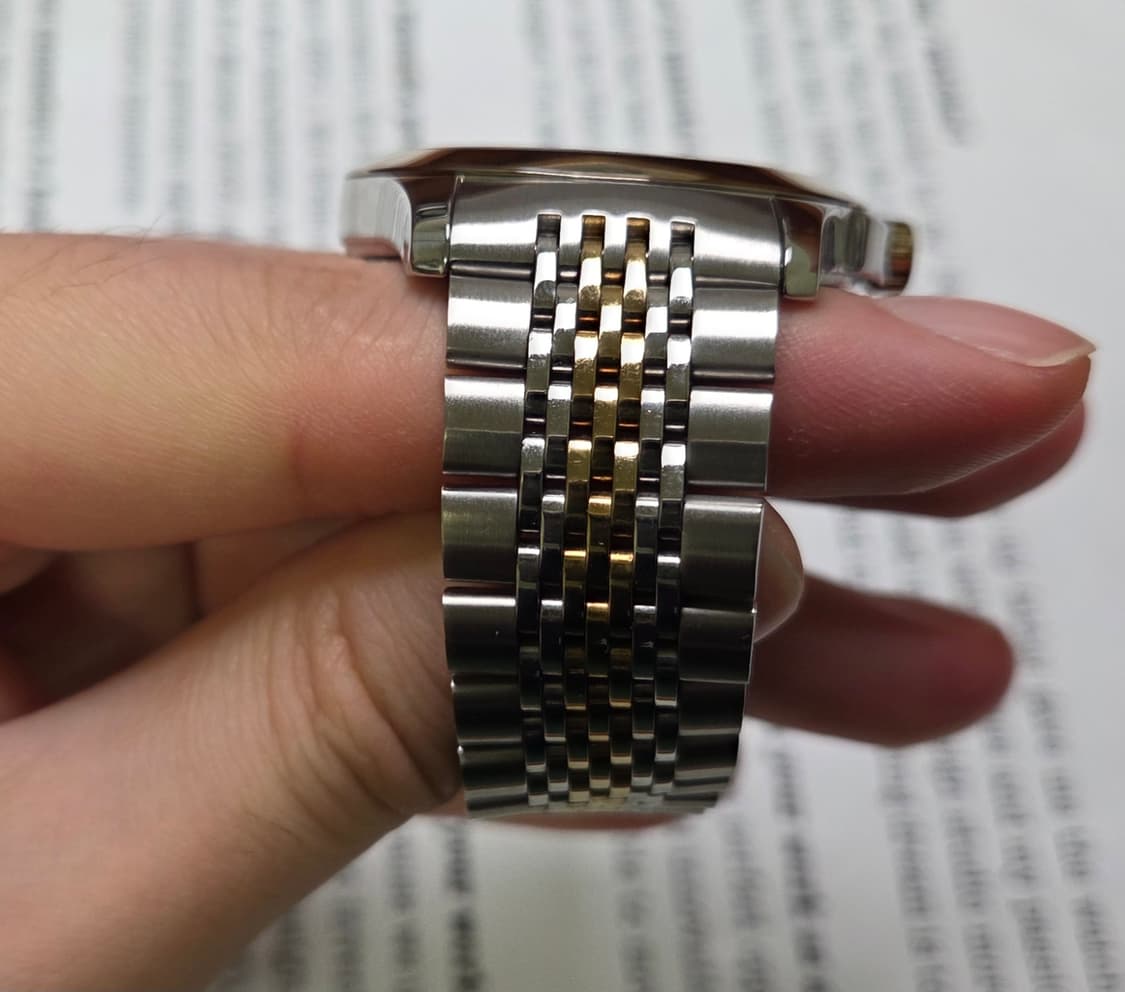 구찌 G타임리스 126.4 콤비 쿼츠 드레스워치 남성용 브레이슬릿 ver 상품이미지6