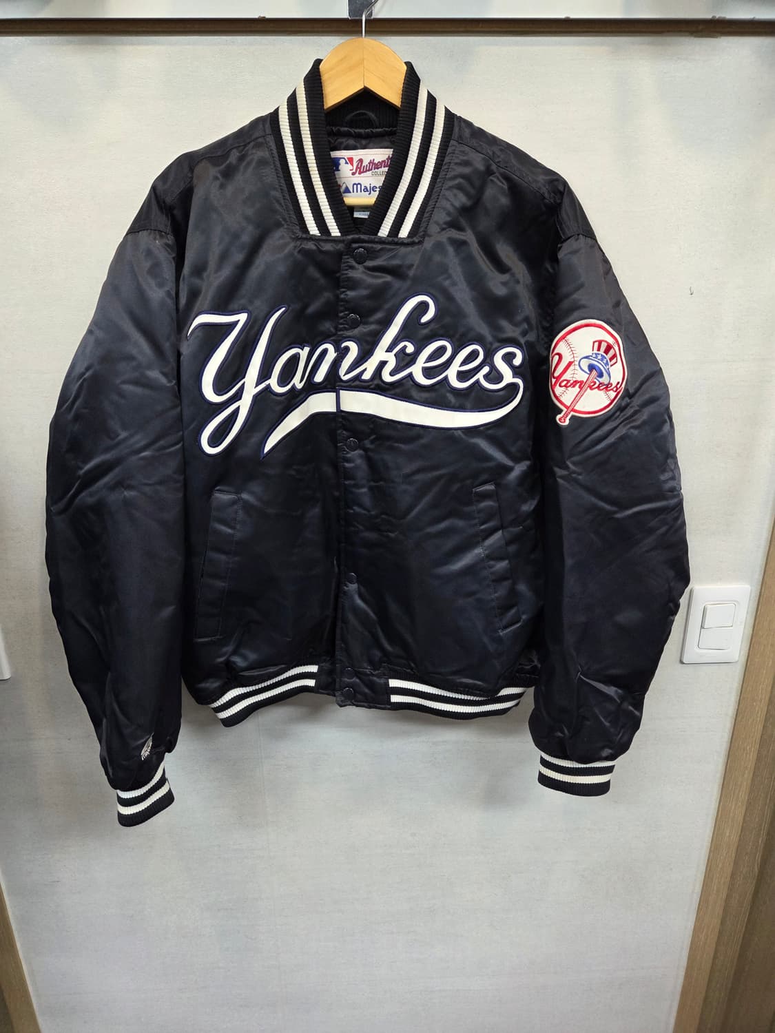 마제스틱 뉴욕양키즈 누빔 바시티자켓 m 상품이미지1