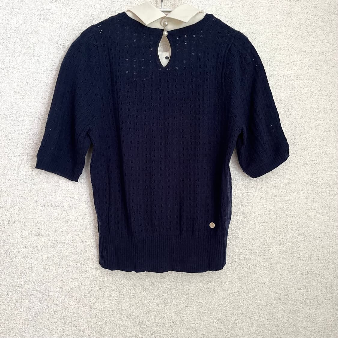 MUVEIL 뮤베르 뮤베일 은방울꽃 반팔 니트 블라우스 상품이미지2