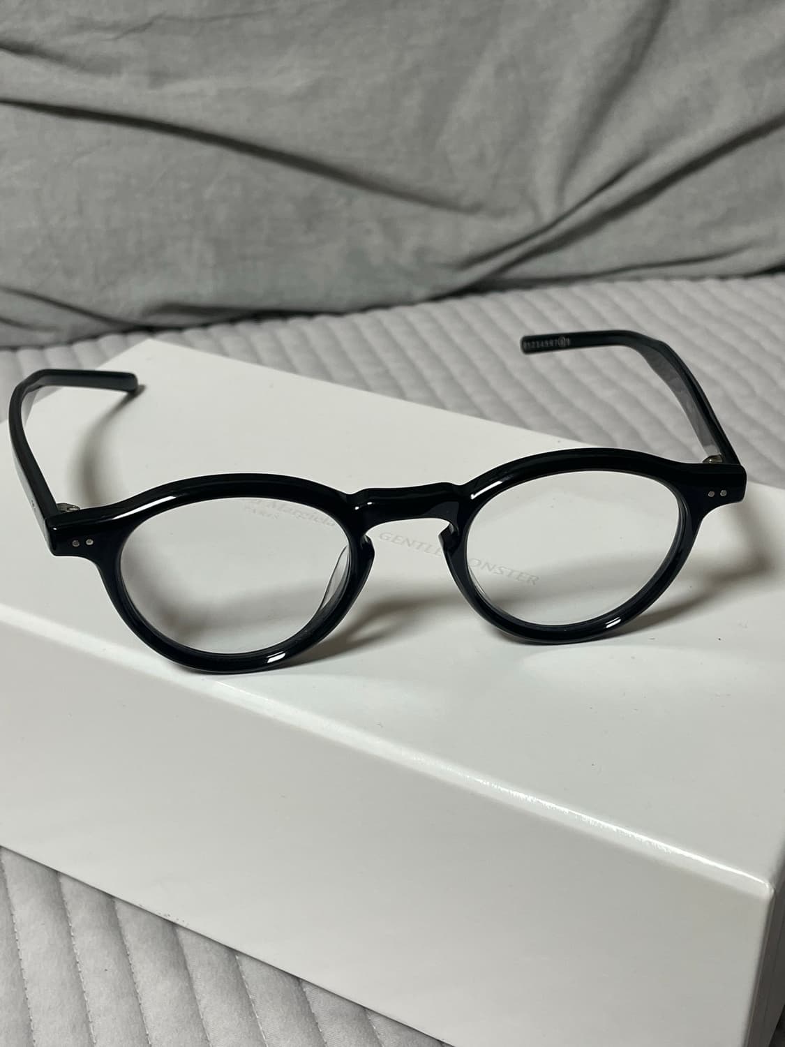 젠틀몬스터 X 메종 마르지엘라 MM116 검정 판매합니다! 상품이미지4