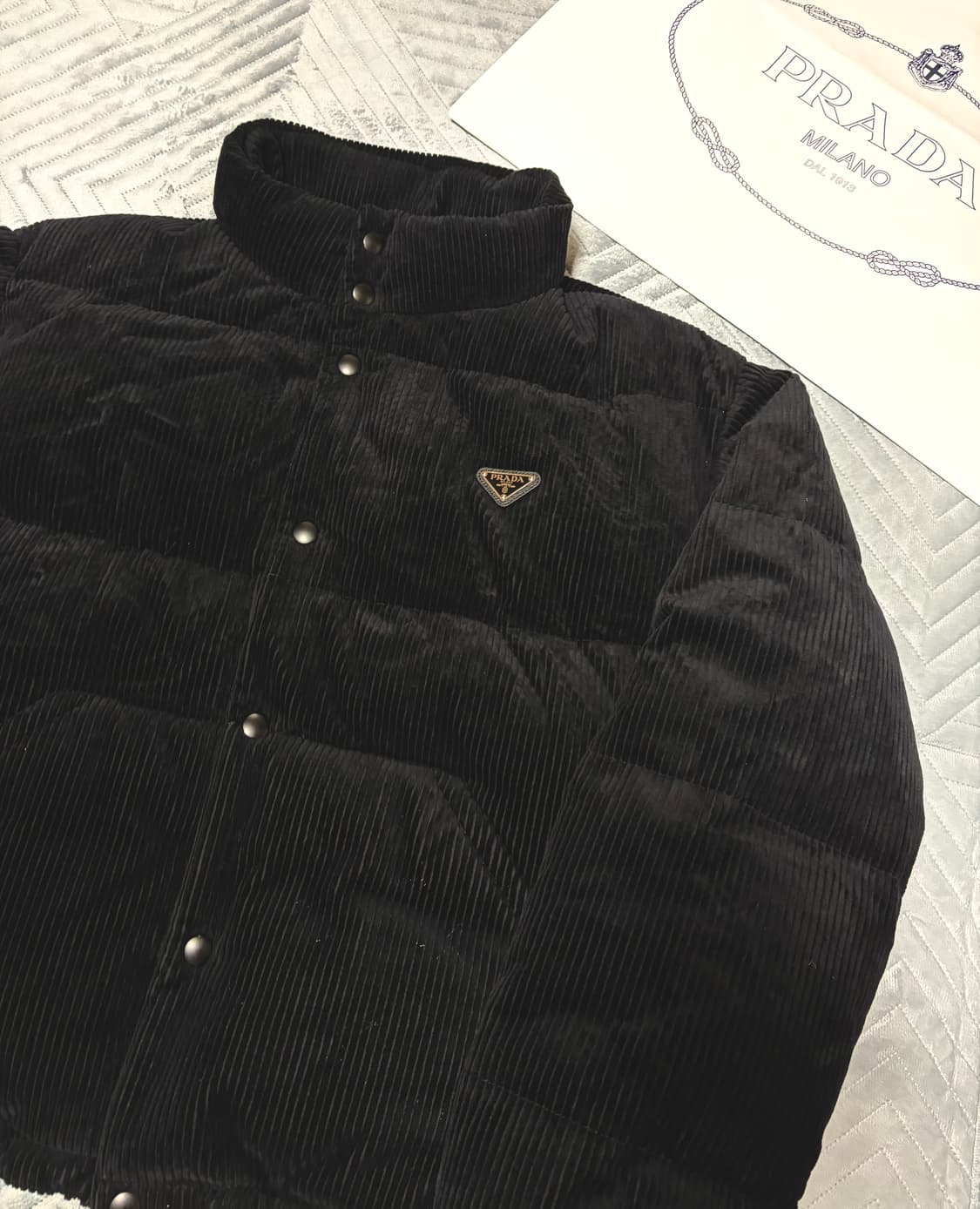 프라다 코듀로이 패딩 상품이미지2