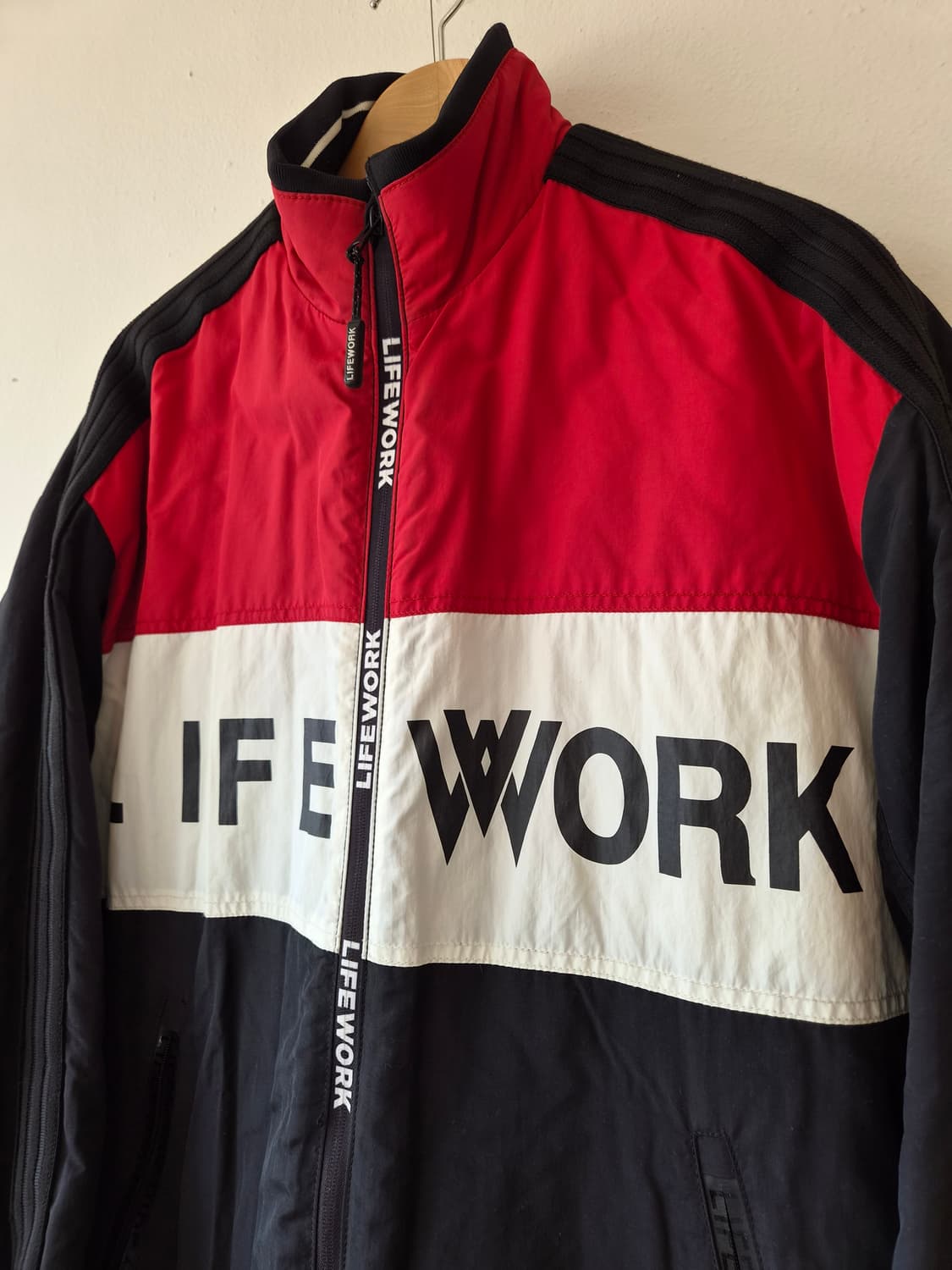 라이프워크 남성 경량패딩
 상품이미지3