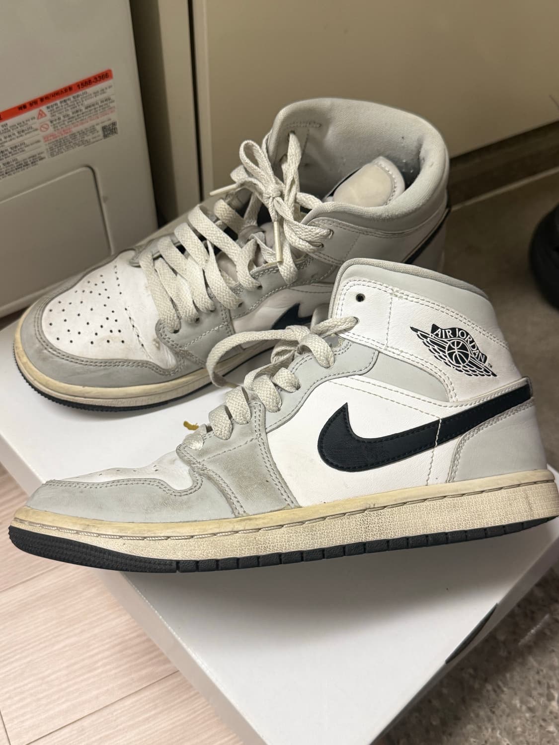 나이키 조던1 미드 포그그레이 240 상품이미지1