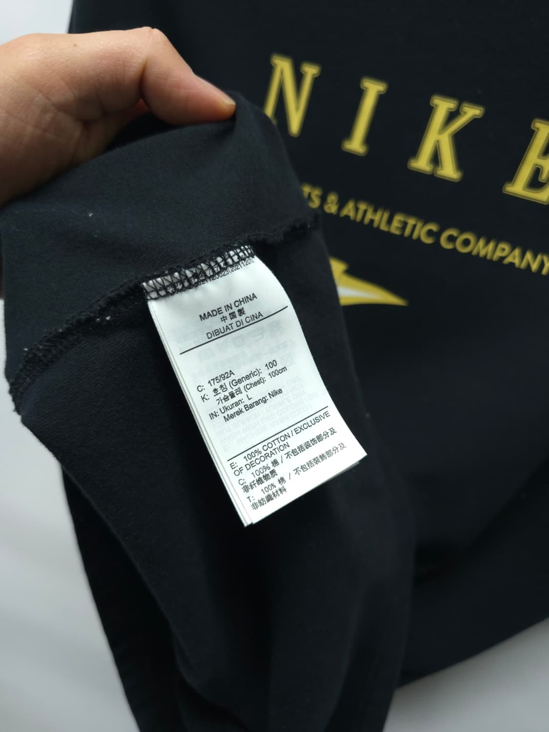 나이키 펜넌트 로고 자수 백로고 반팔 티셔츠 블랙 (100/L) 상품이미지10