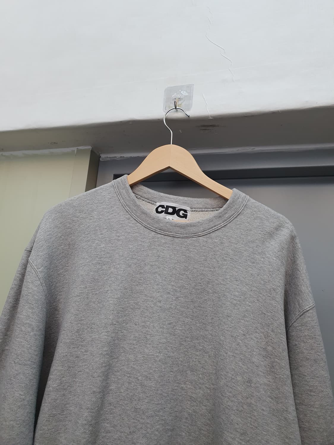 꼼데가르송 CDG 맨투맨 S 상품이미지2