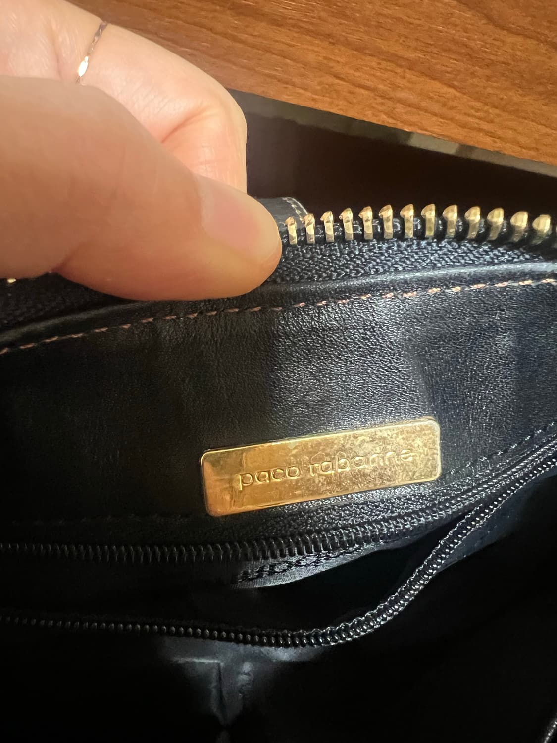 파코라반 빈티지 레더 숄더백 상품이미지7