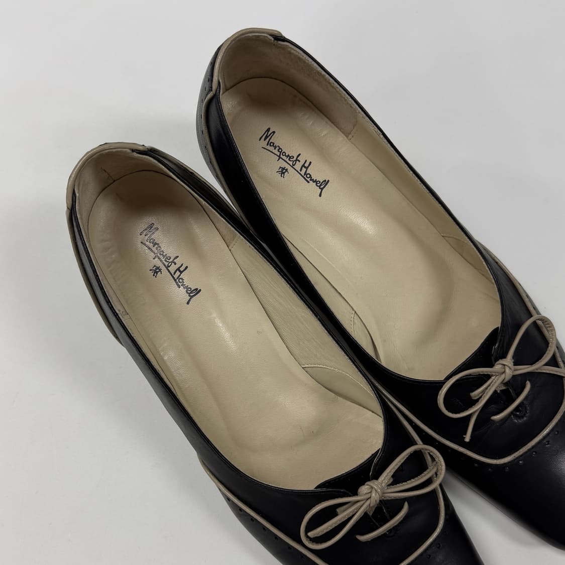 90s Margaret Howell ribbon mid heel 상품이미지4
