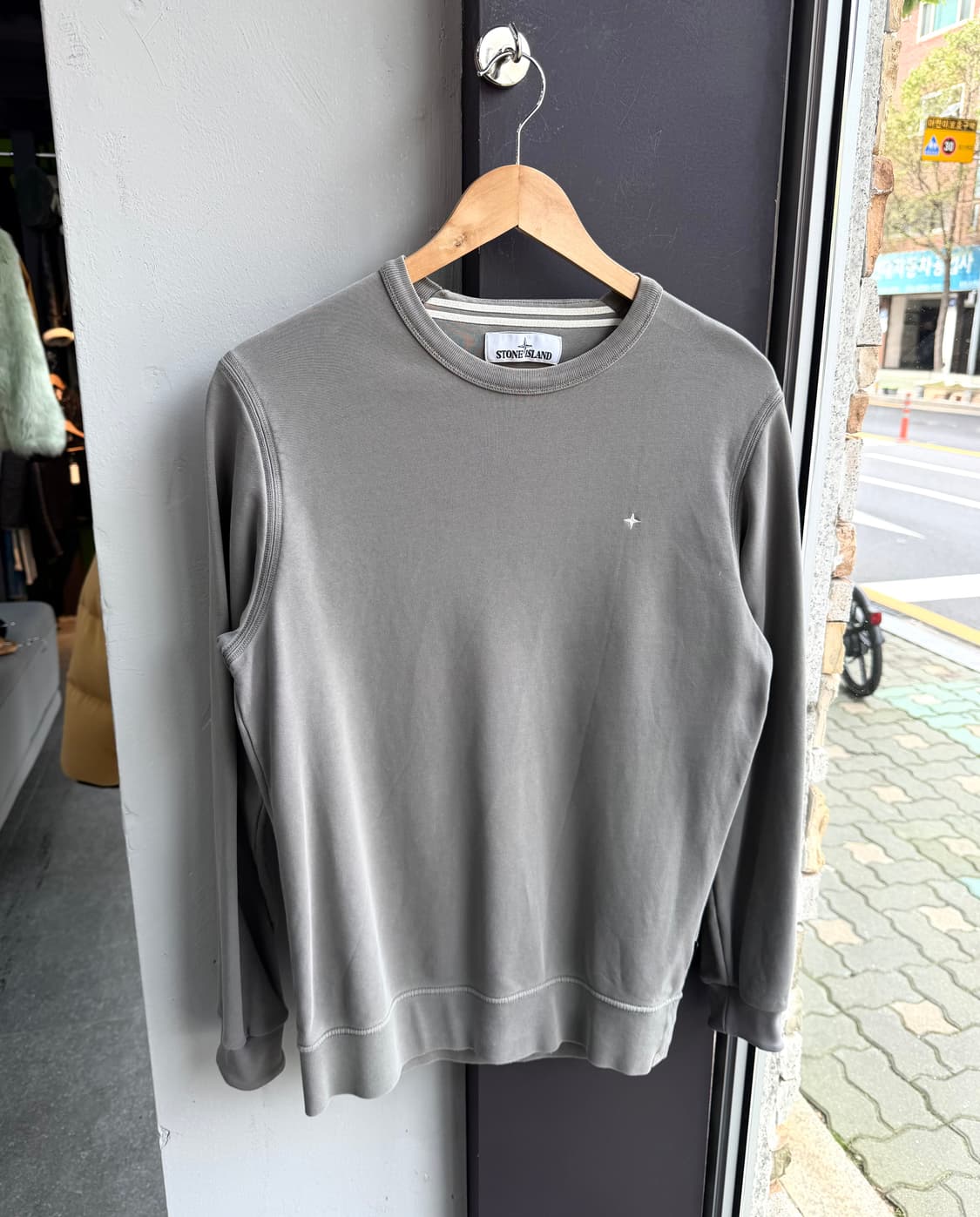 S/ 스톤아일랜드 자수로고 맨투맨 상품이미지2