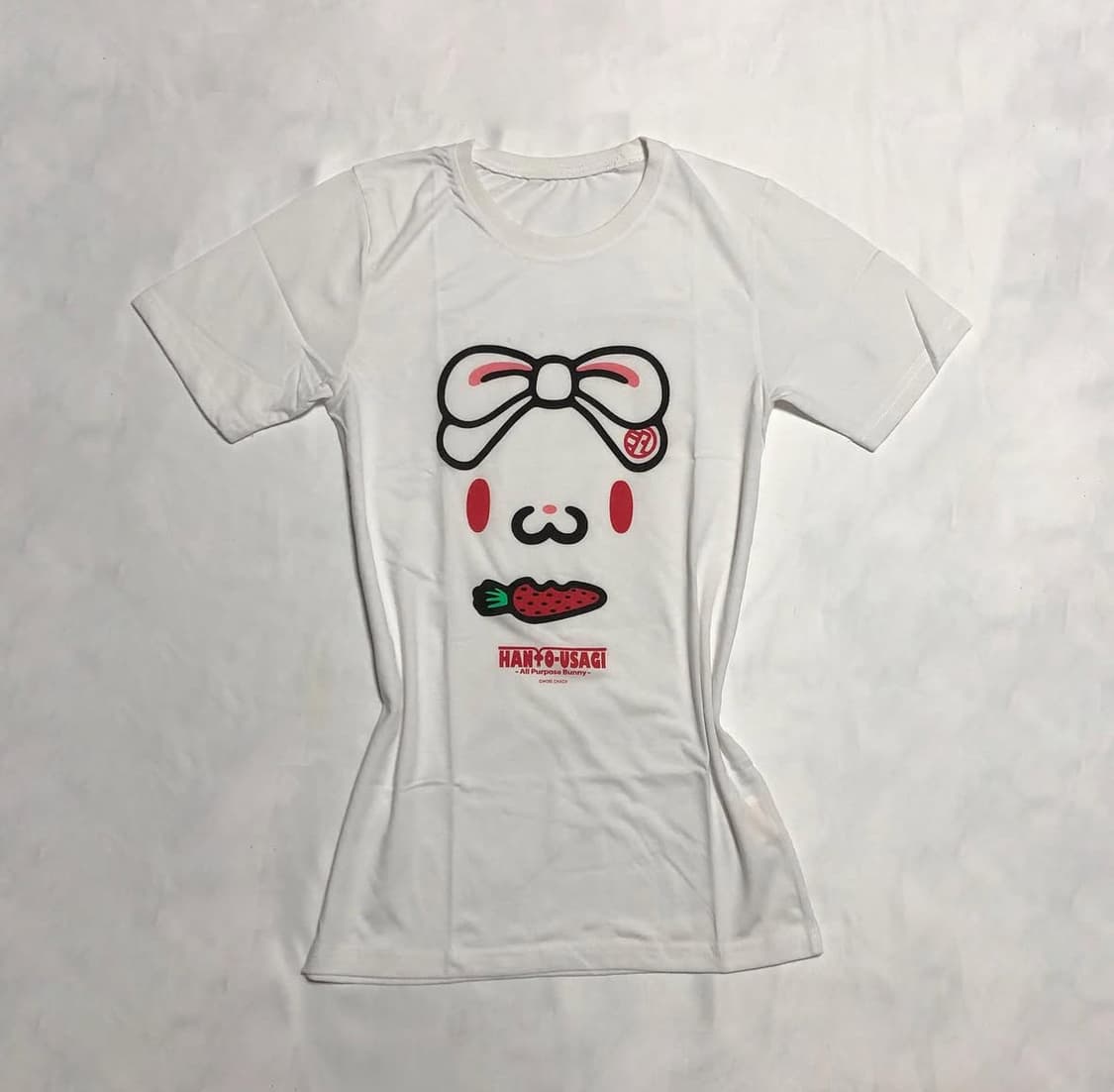 [새상품] 고전 범용토끼 반팔 티셔츠 화이트 글루미베어하츠네미쿠양산지뢰계 상품이미지1