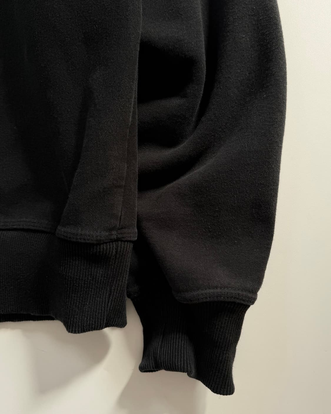 Stussy 스투시 블랙컬러 빅스탁로고 맨투맨 상품이미지6