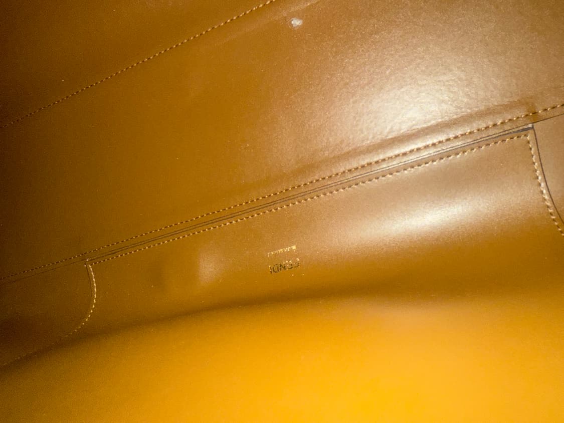 20ss 정품 펜디 런어웨이 2way백 새 가방 팝니다 상품이미지8