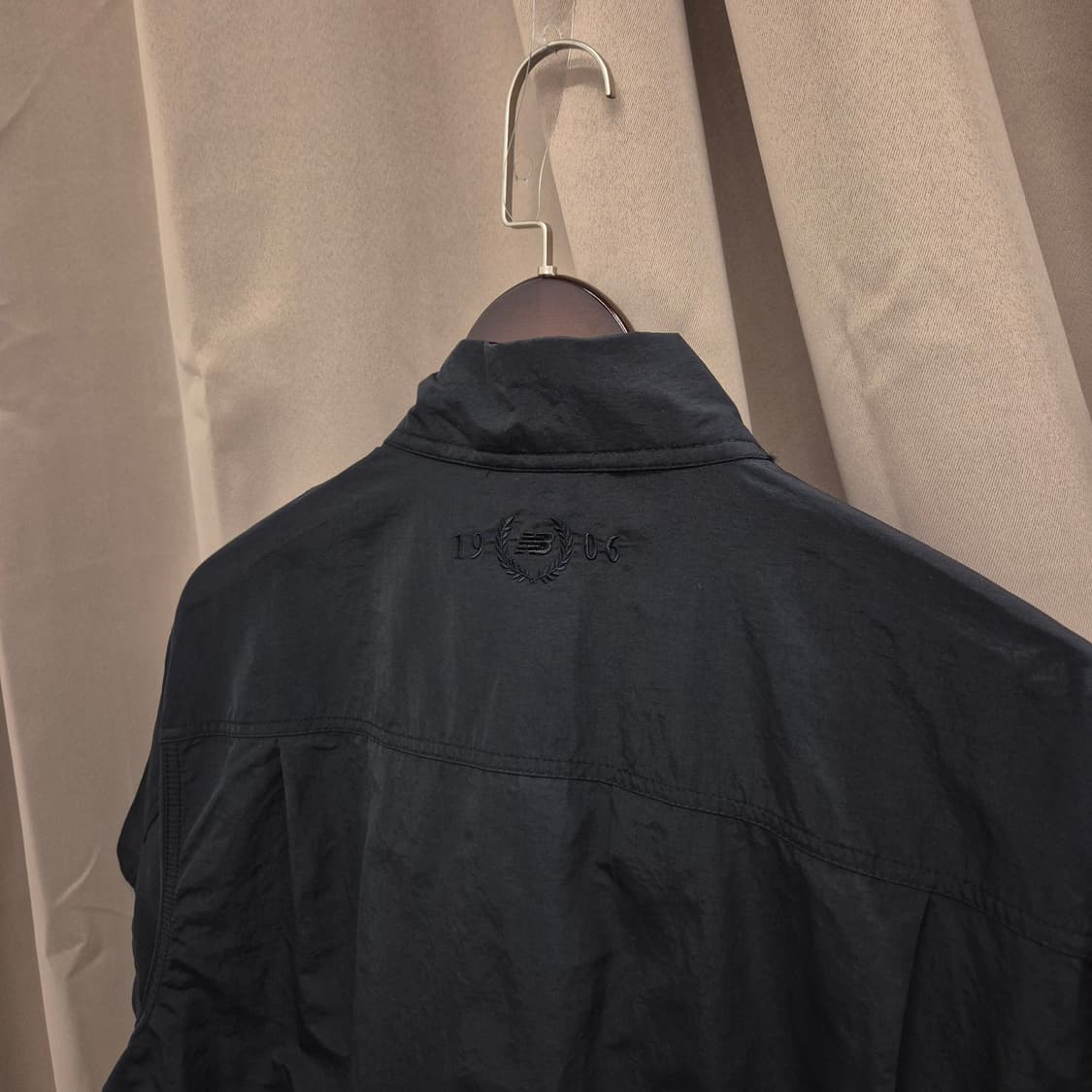 뉴발란스 유니 헤리티지 반팔아노락 L 상품이미지5