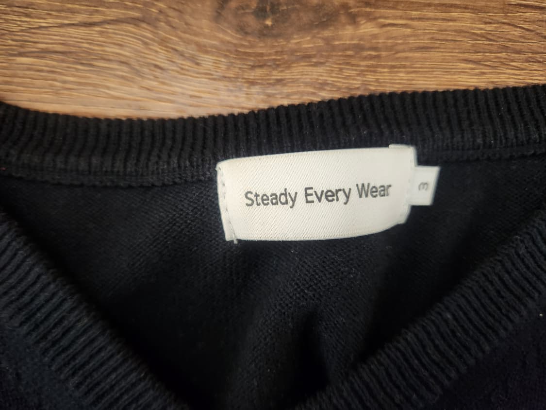 [스테디에브리웨어] 코튼브이넥 니트 다크네이비 3사이즈 상품이미지4