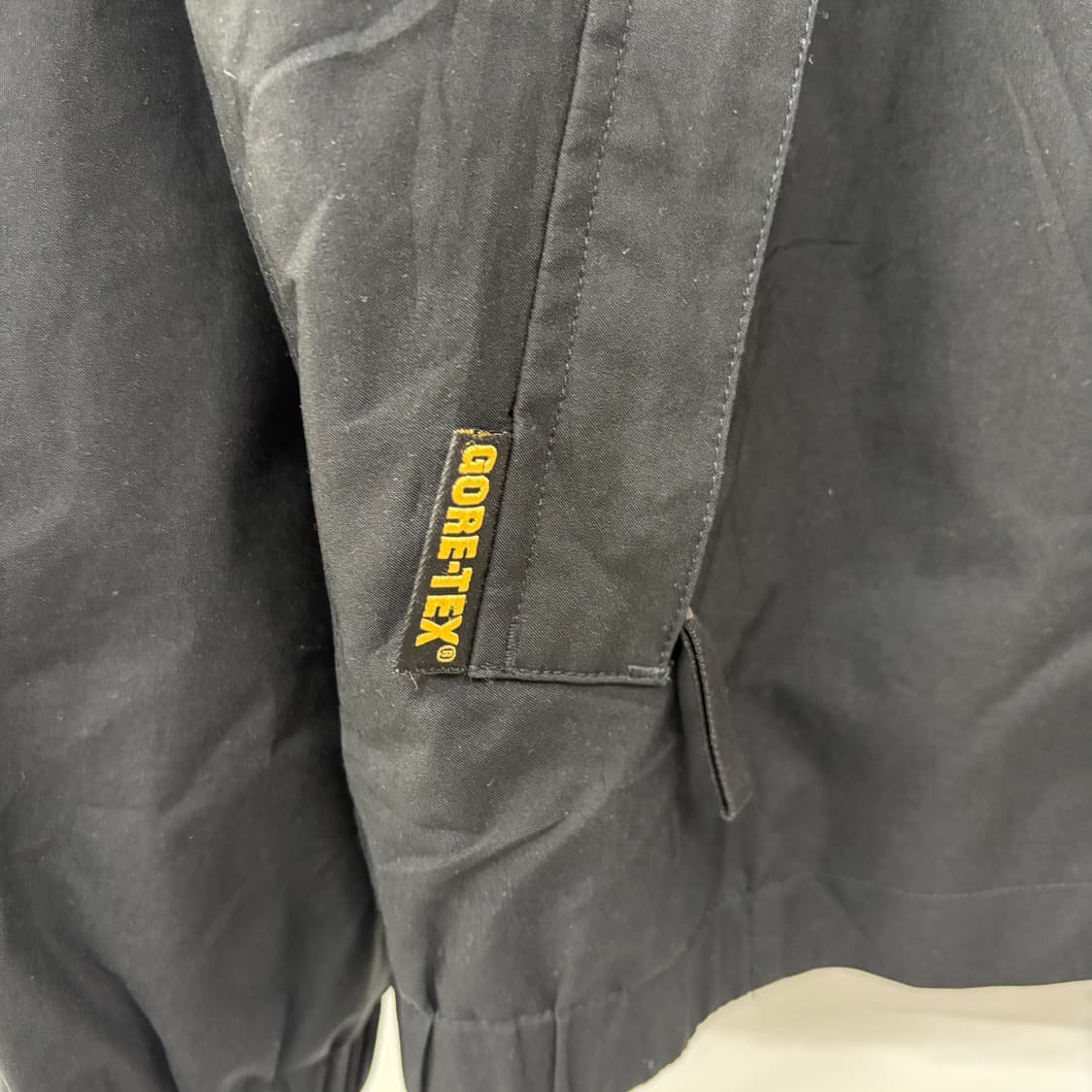 에디바우어 블랙 고어텍스 자켓 남성S 상품이미지2