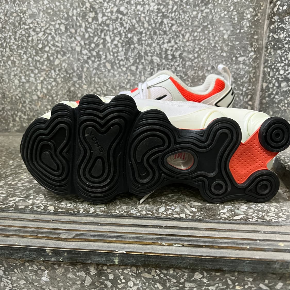 나이키 샥스 노바 화이트 레드 상품이미지5