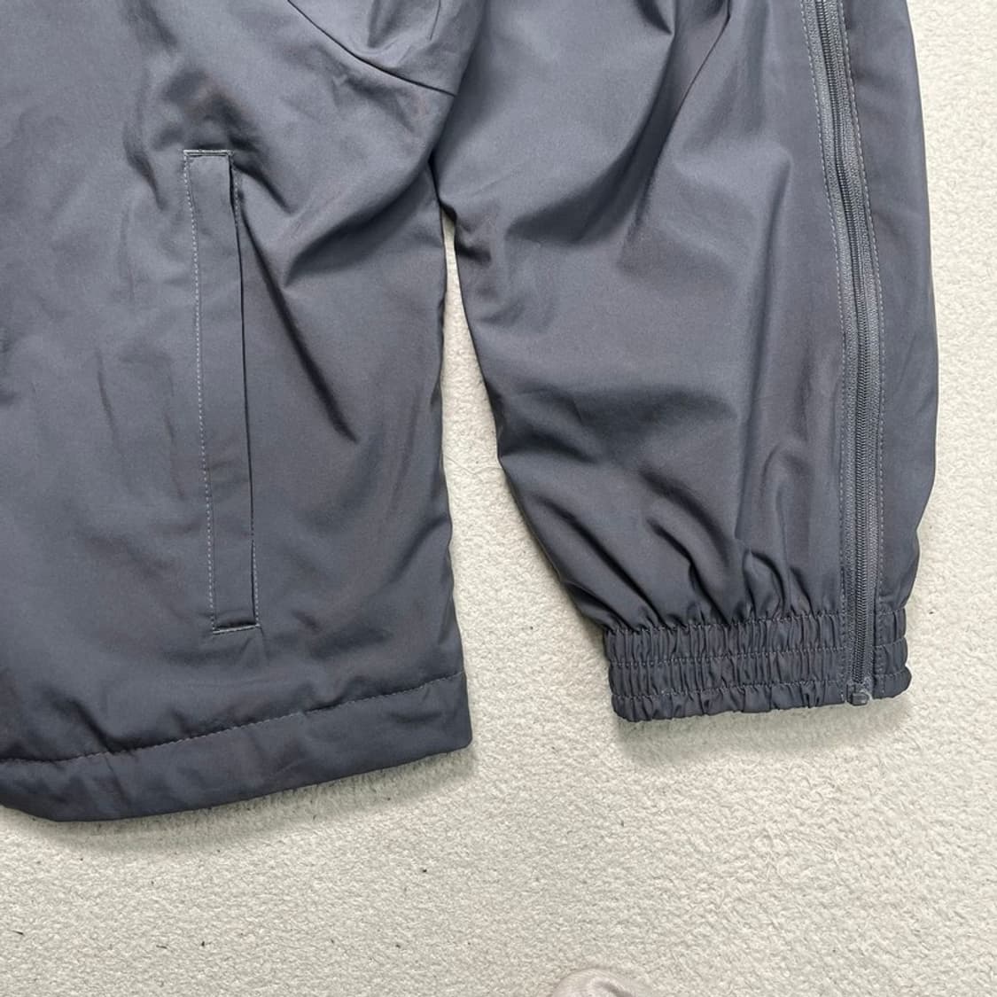 ADIDAS 아딜레니엄 트랙탑 그레이 XL 상품이미지4