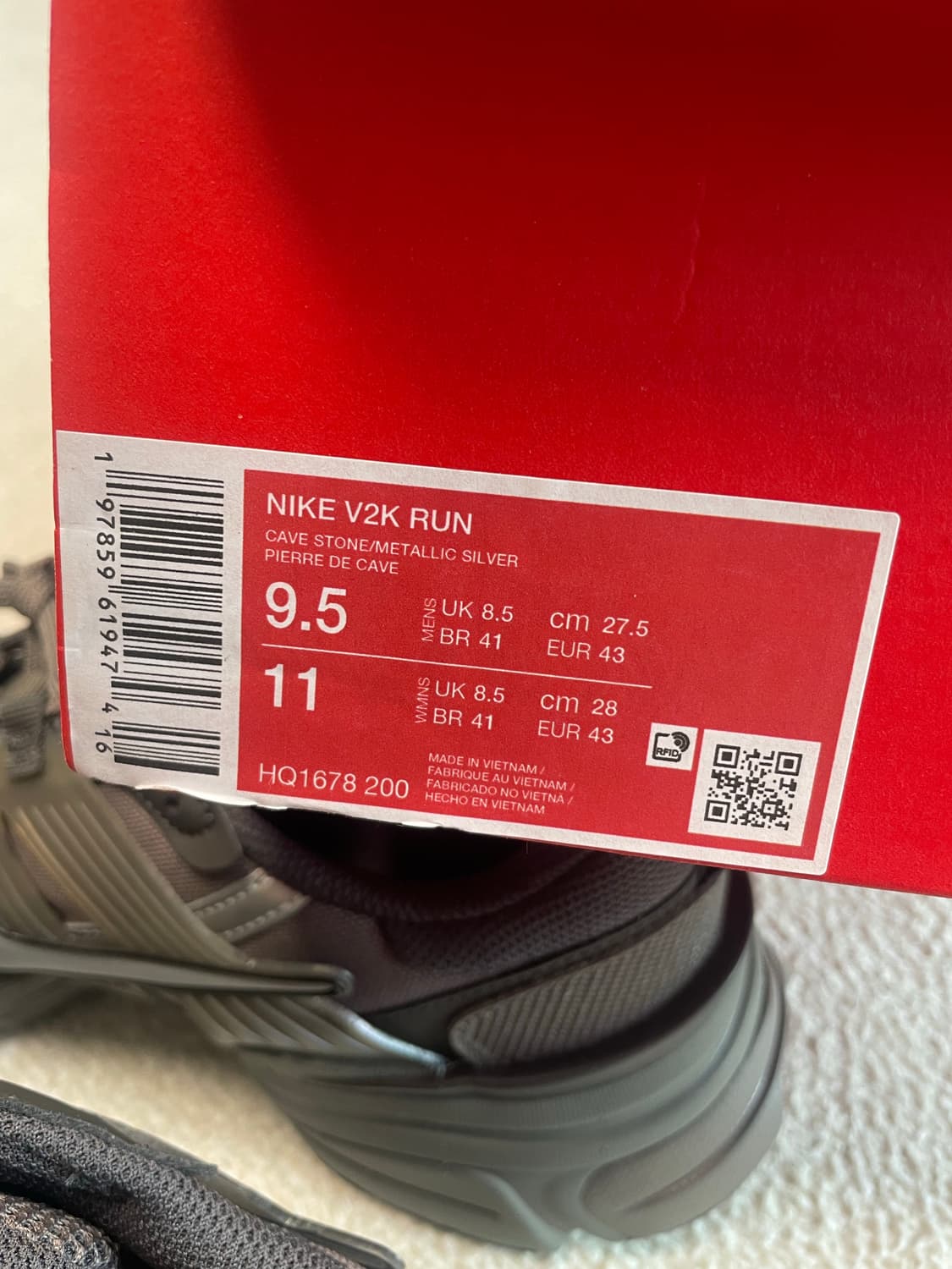 나이키 V2K 런 운동화 케이브 스톤/메탈릭 실버 275 상품이미지4
