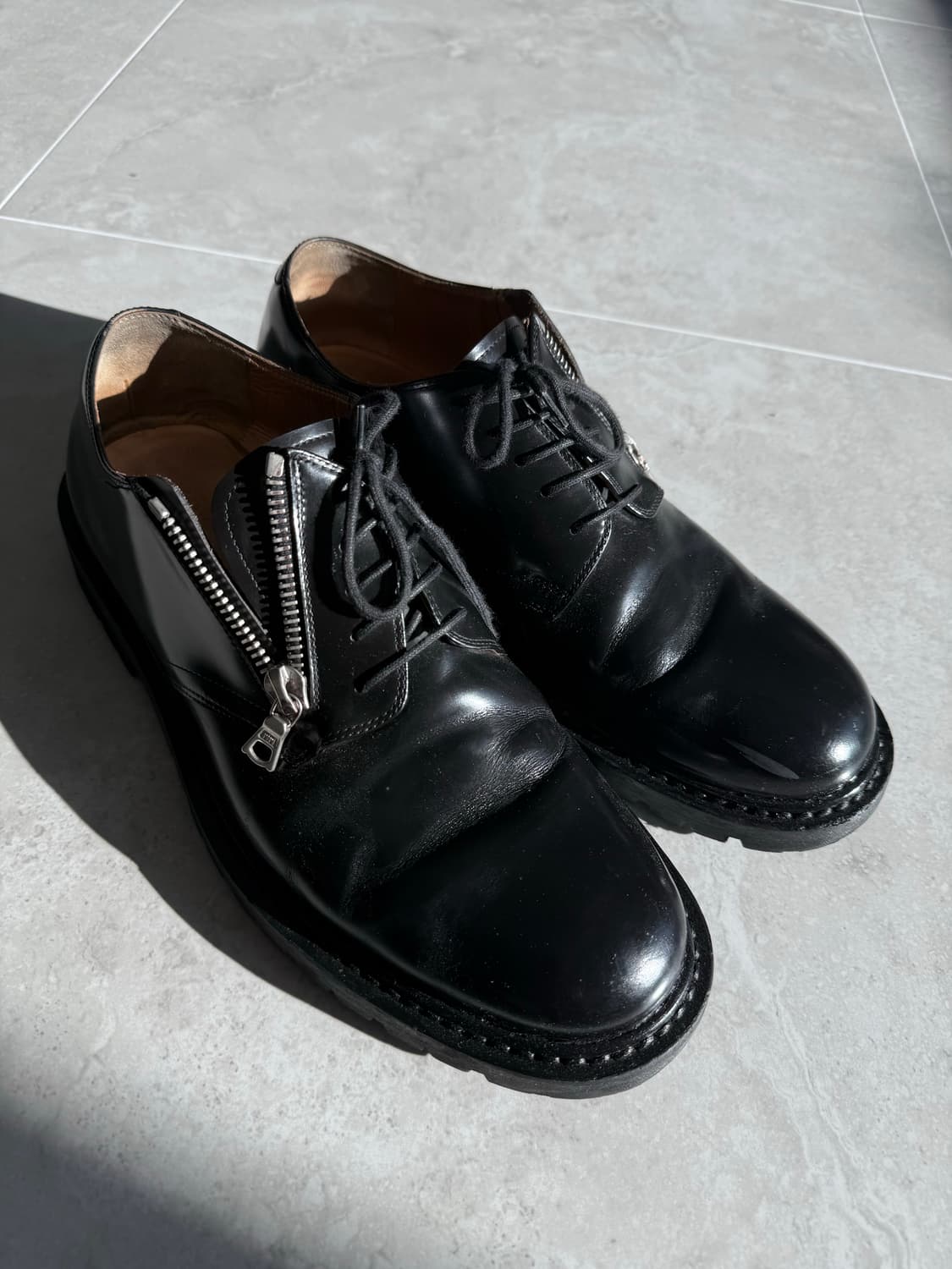 드리스 반 노튼 리리지퍼 더비 상품이미지1