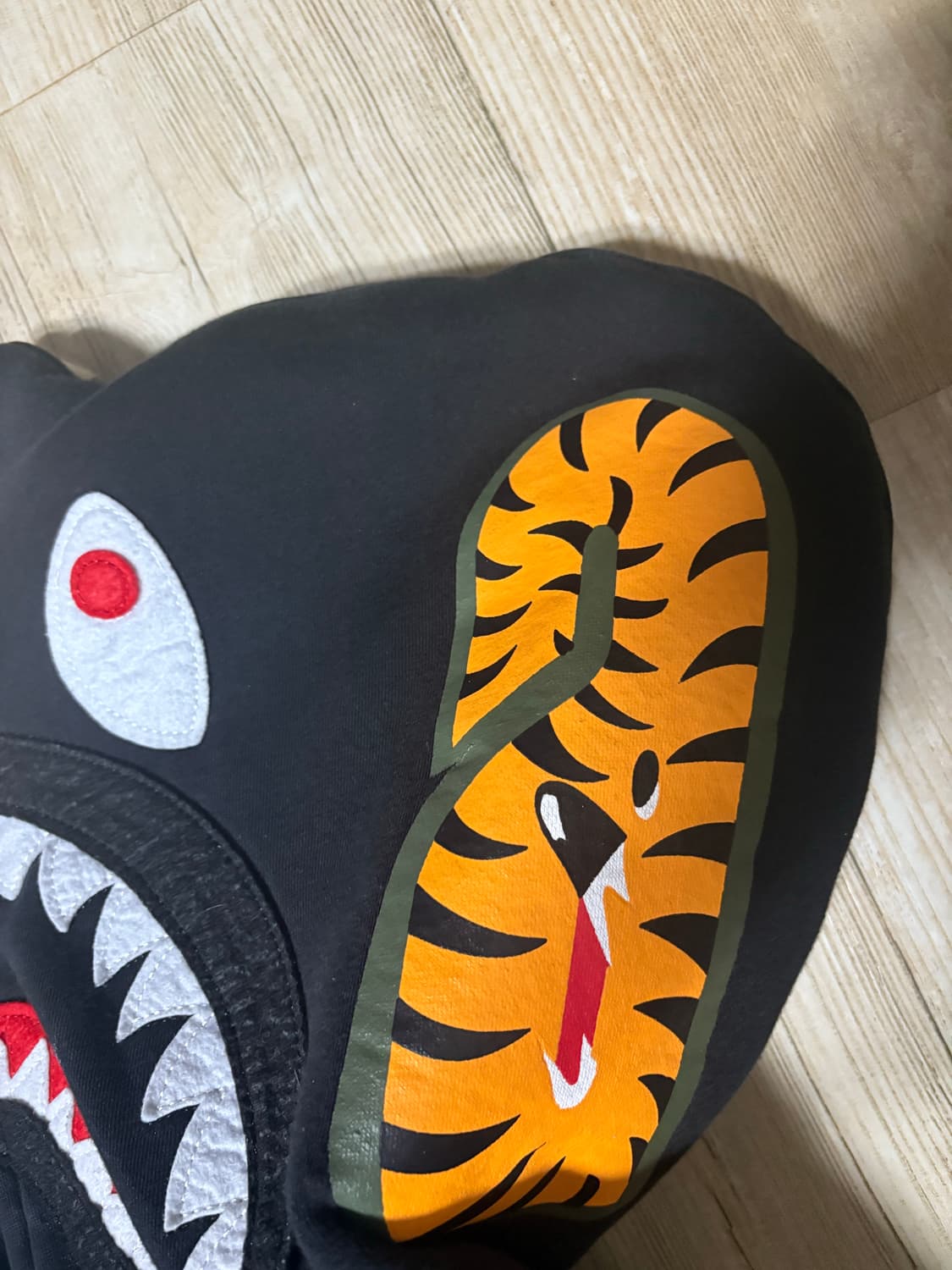 베이프 샤크후드 초희귀매물 상품이미지5