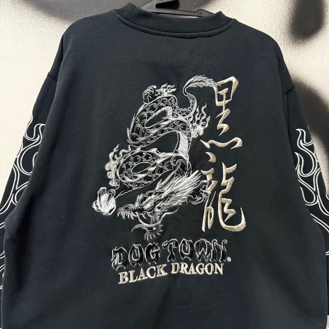 도그타운 재패니즈 오리엔탈 자수 디테일 크롭 스웻 셔츠 상품이미지6