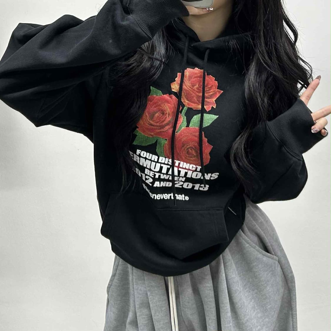 디스이즈네버뎃 로즈 블랙 스웨트셔츠 후드티(M) 상품이미지1