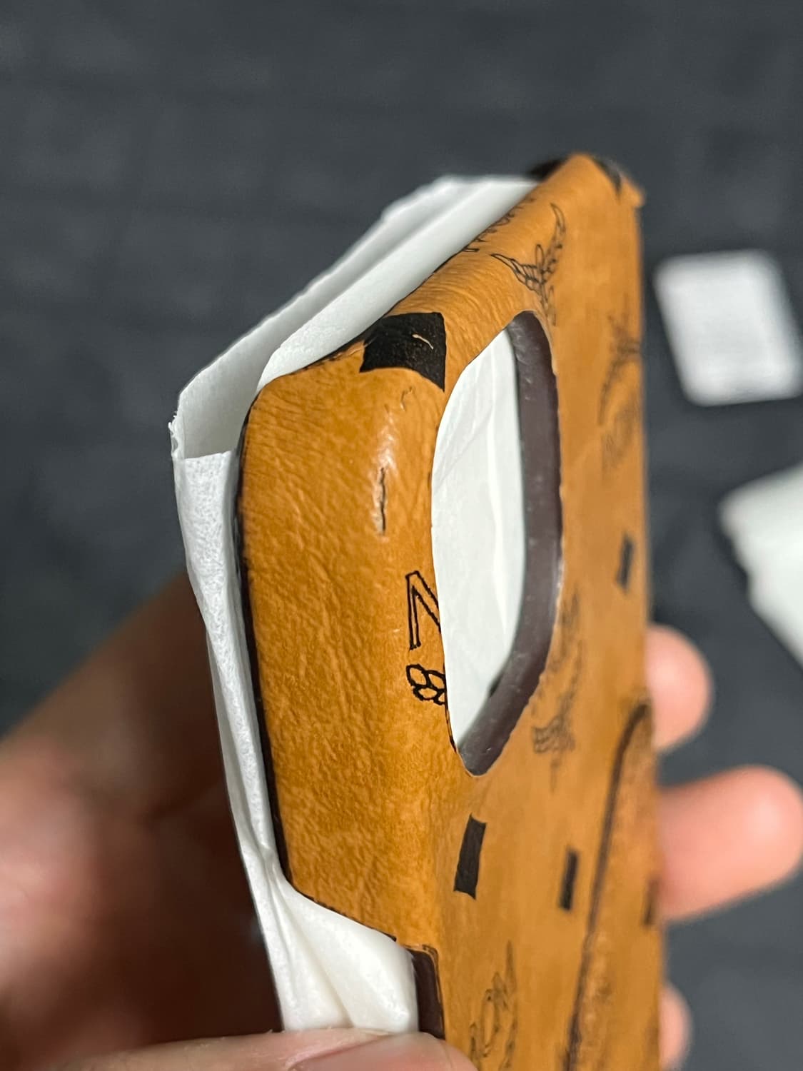 MCM 아이폰13 케이스 상품이미지4