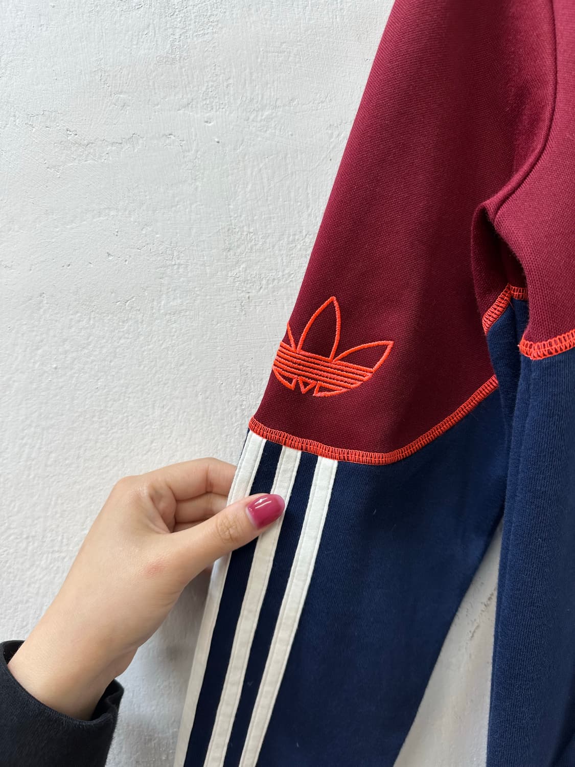 아디다스 Adidas 오리지널스 투톤 트레포일 로고 후드티 상품이미지3