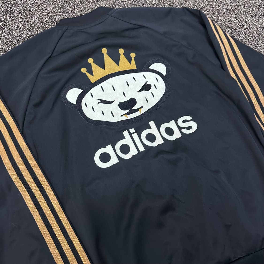 아디다스 여성 트랙탑 져지 니고베어 블랙 골드 110(2XL) 상품이미지7