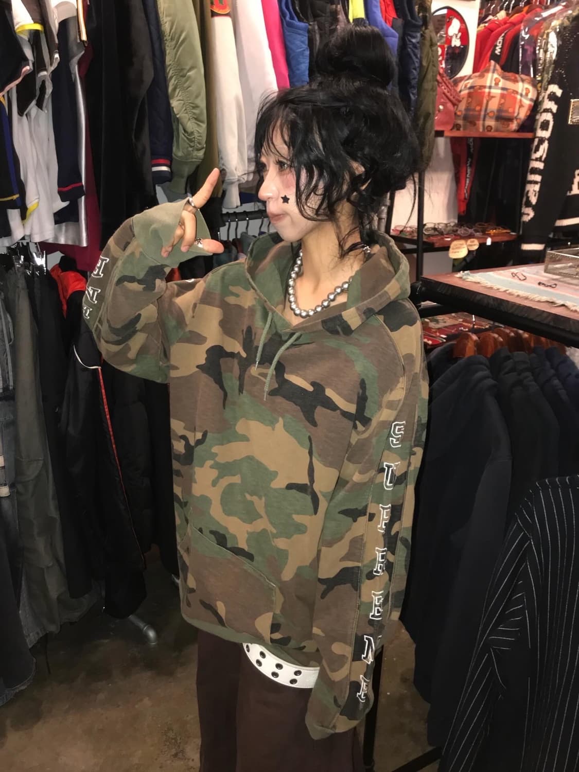 슈프림 사이드 로고 자수 카모 후드 롱슬리브  상품이미지3