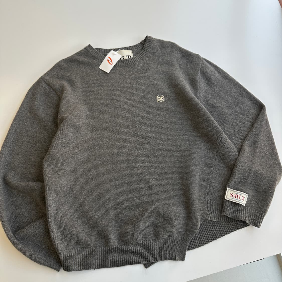 Satur 세터 더블림 언발란스 캐시미어 블랜드 니트 상품이미지1