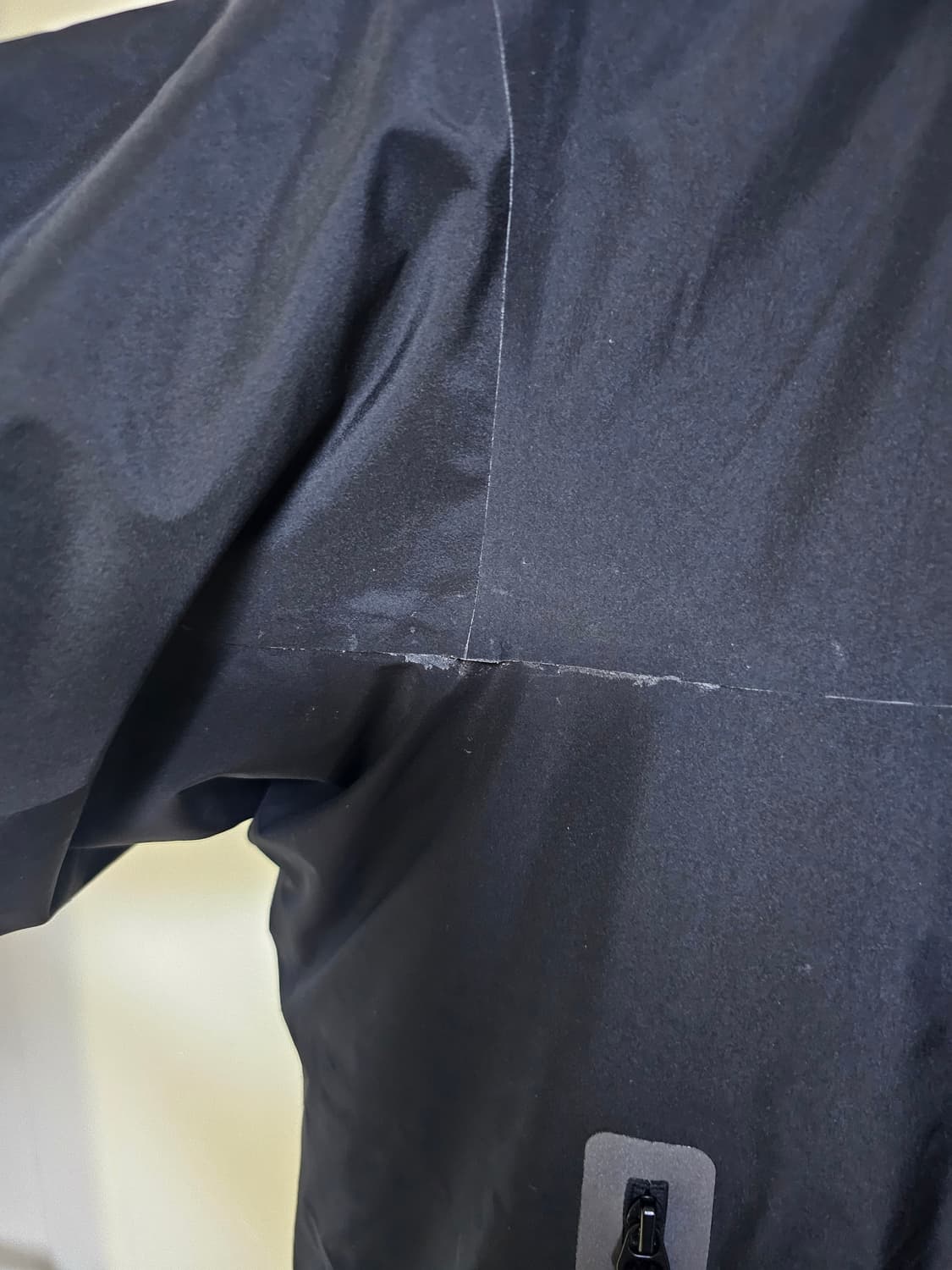 몽클레어 그레노블 자만 프리마로프트 패딩 상품이미지10