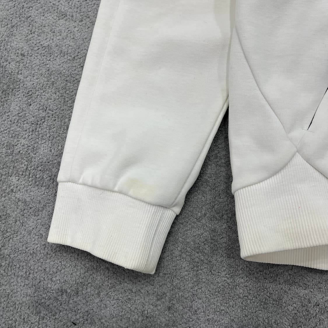 100 데상트 남자 후드집업 상품이미지4