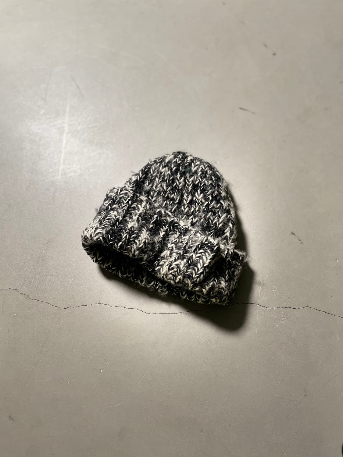 하이랜드  Hand-Knitted Wool Mix Beanie 상품이미지1