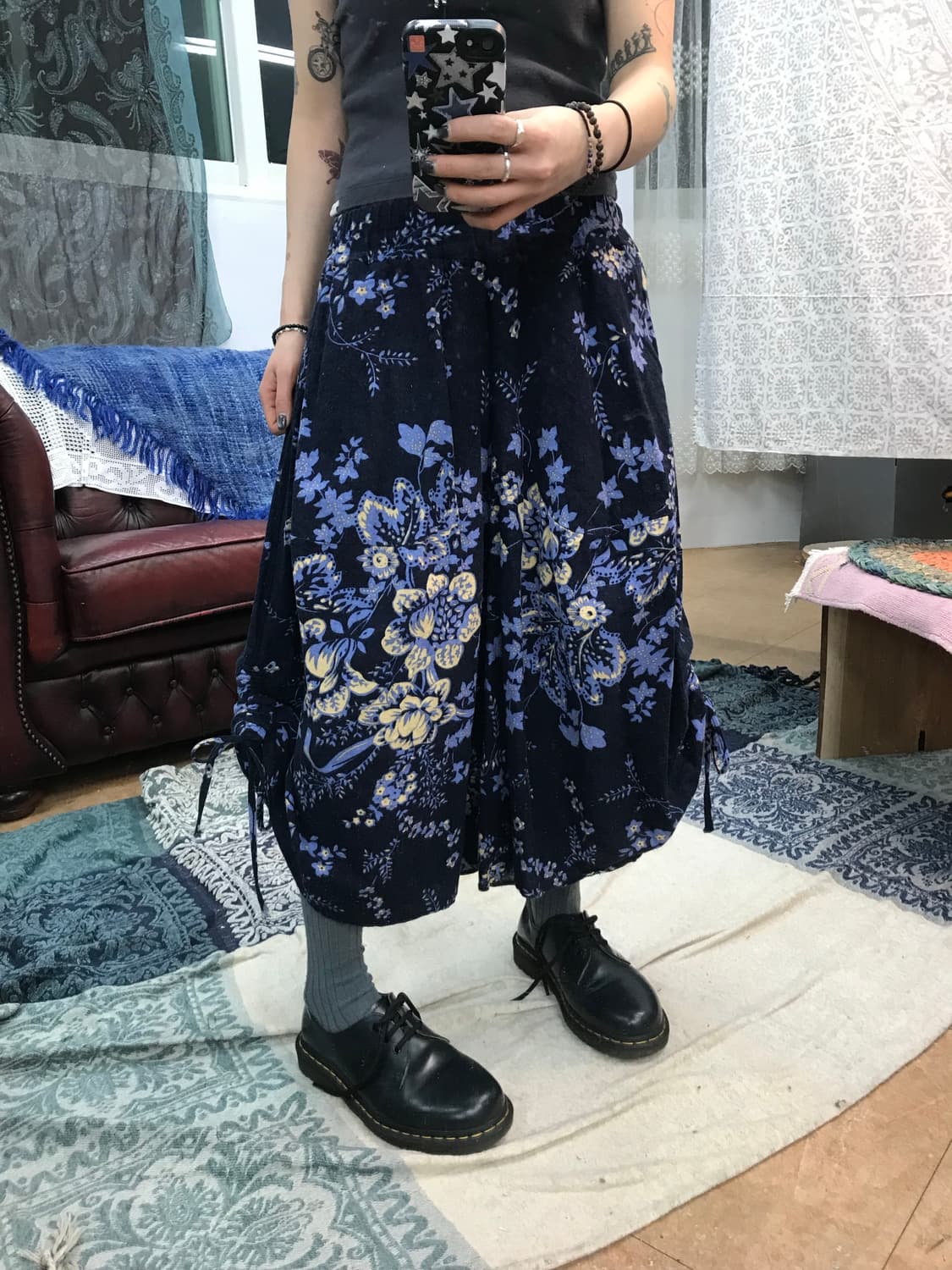 빈티지 플라워패턴 밴딩 셔링 7부 반바지  상품이미지1