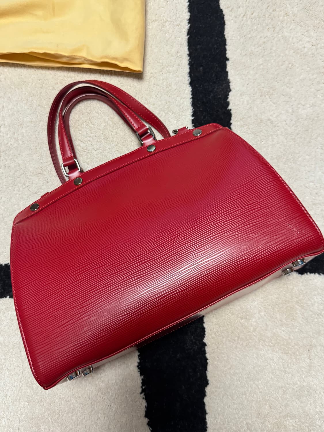 루이비통 가방 에삐 브레아 상품이미지2