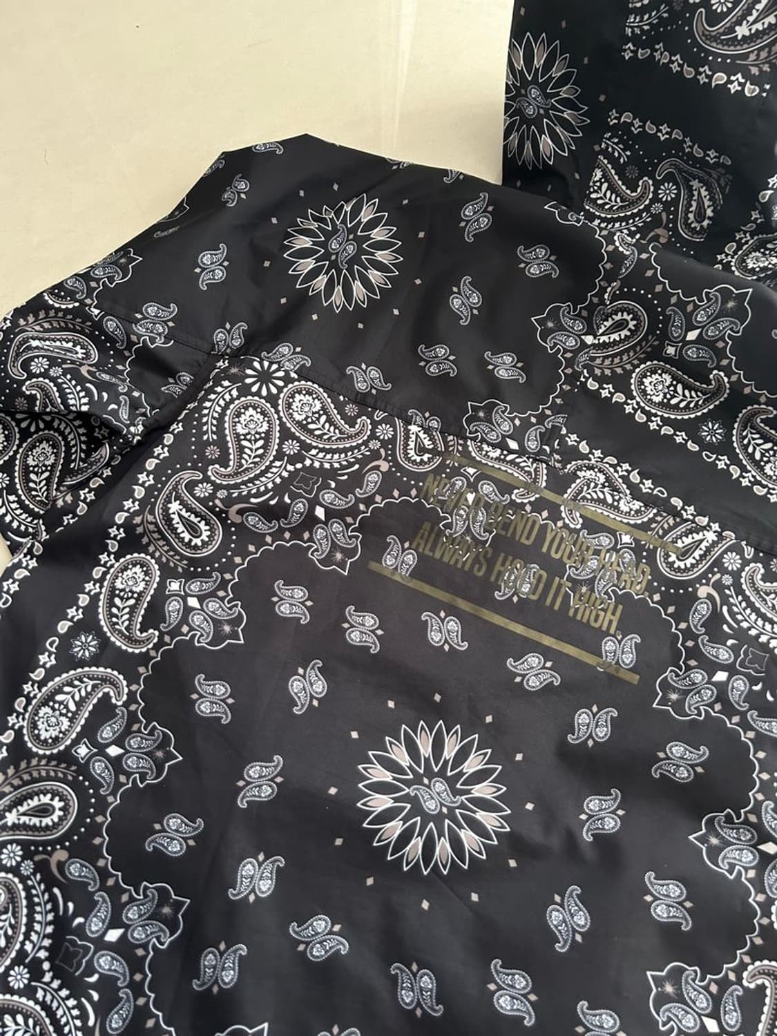 PAISLEY WIND JACKET 페이즐리 윈드 재킷 상품이미지2