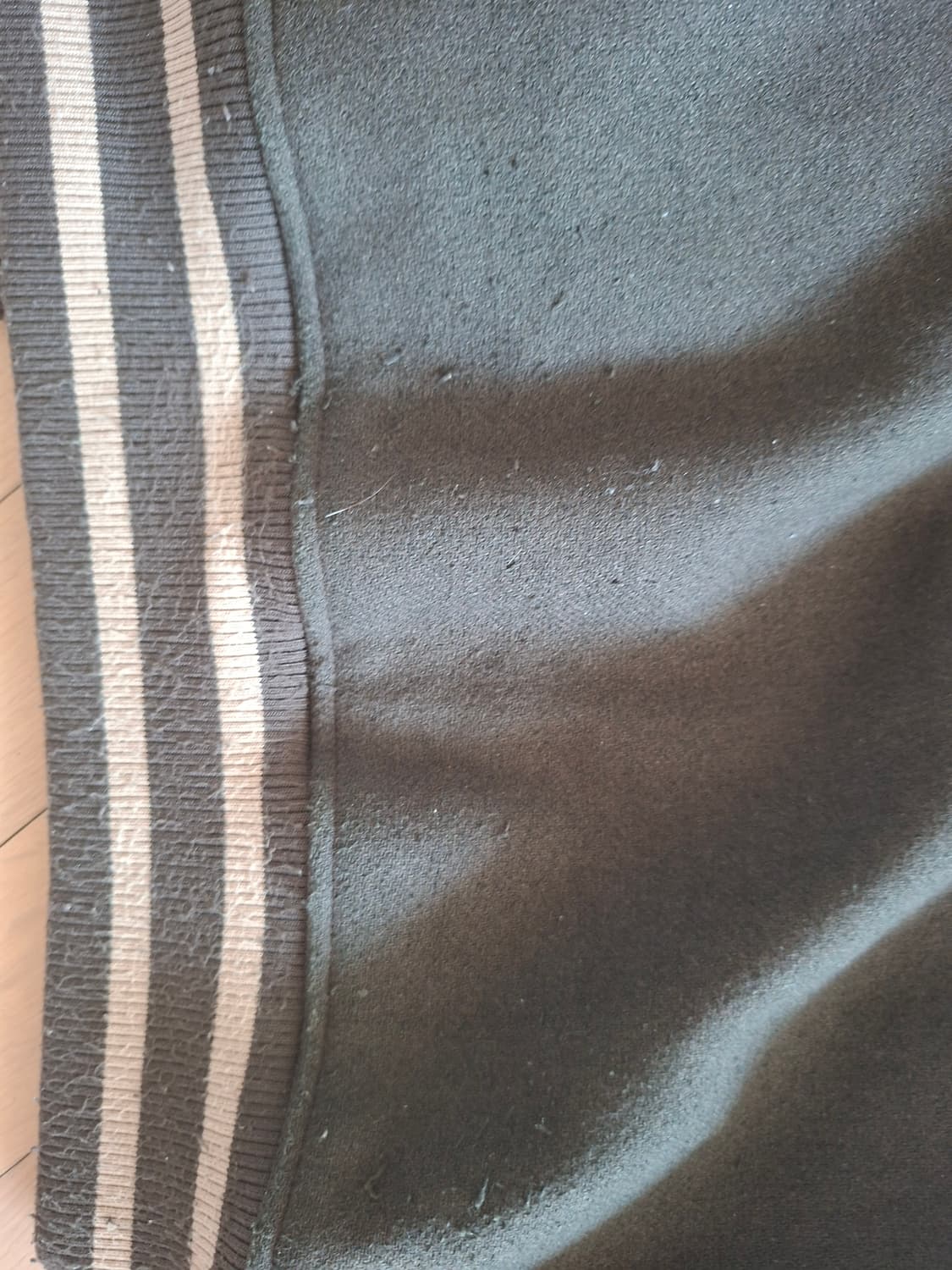 프리즘 웍스 바시티자켓입니다. 상품이미지4