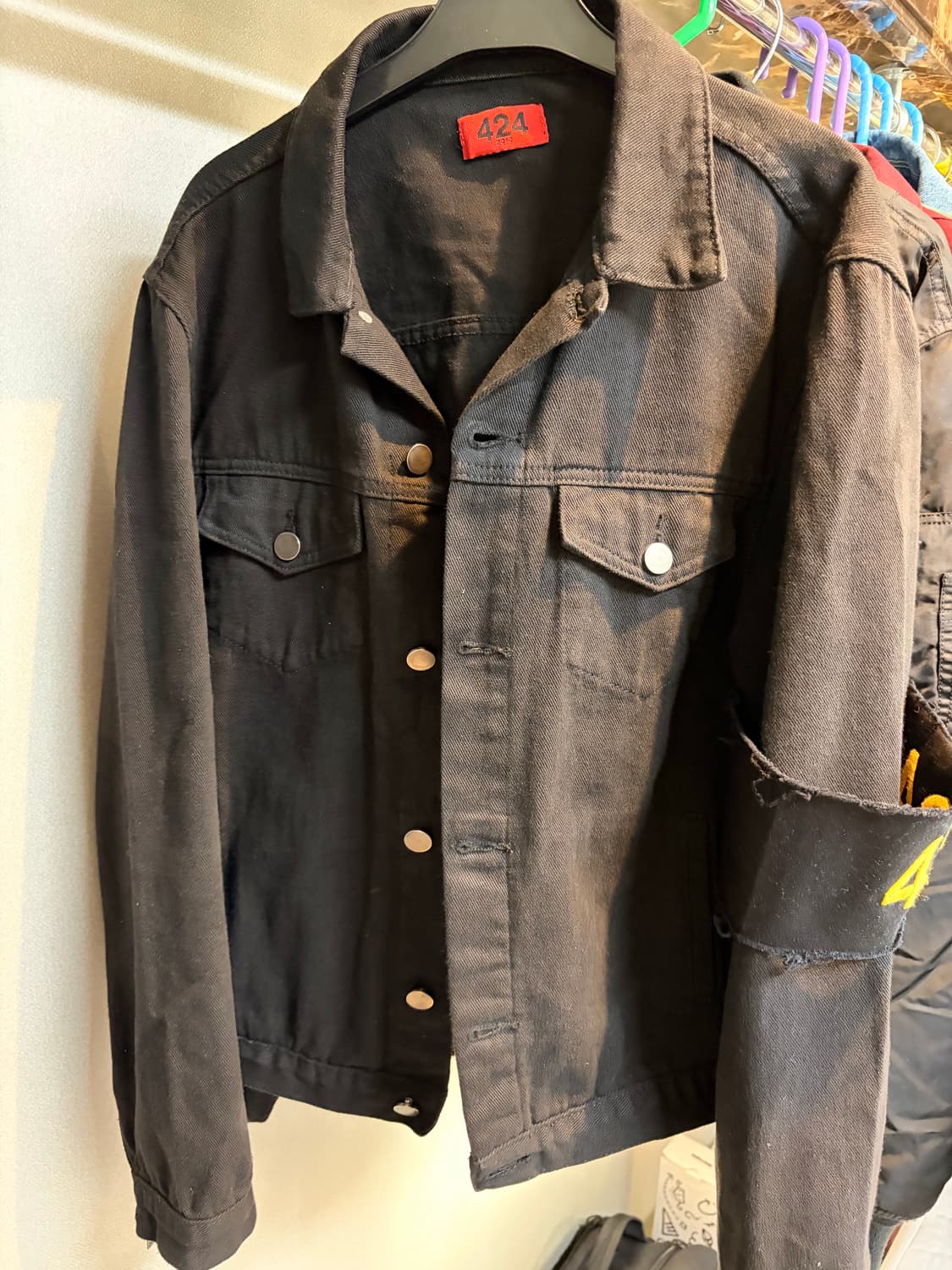 424 트러커 자켓 블랙 완장 100 상품이미지1