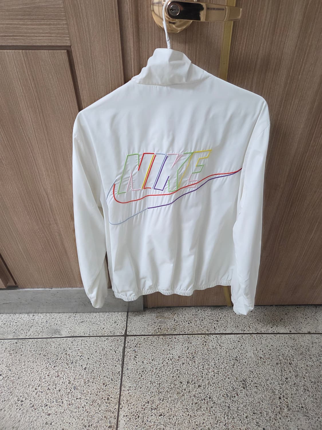 나이키 화이트 바람막이 자켓 m 상품이미지1