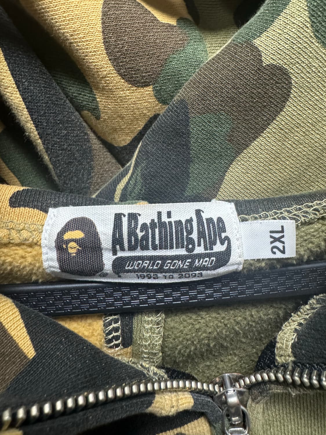 베이프 샤크 후드집업 상품이미지3