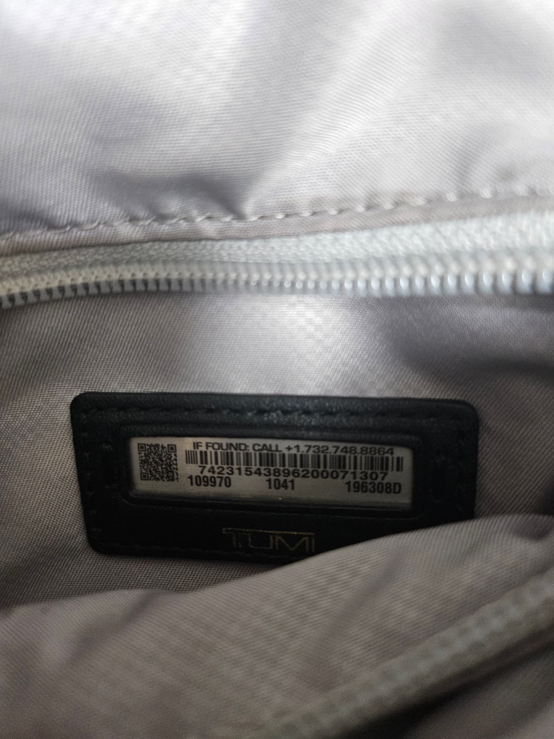 투미 보야져 크로스백 상품이미지4