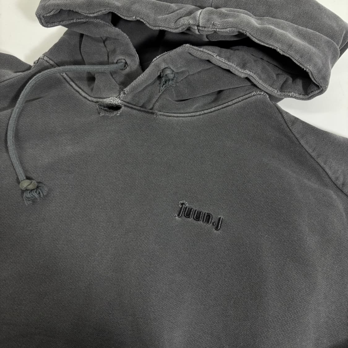 36 우먼FREE JUUNJ 준지 피그먼트 데미지 디스 크롭 오버핏 후드 상품이미지1