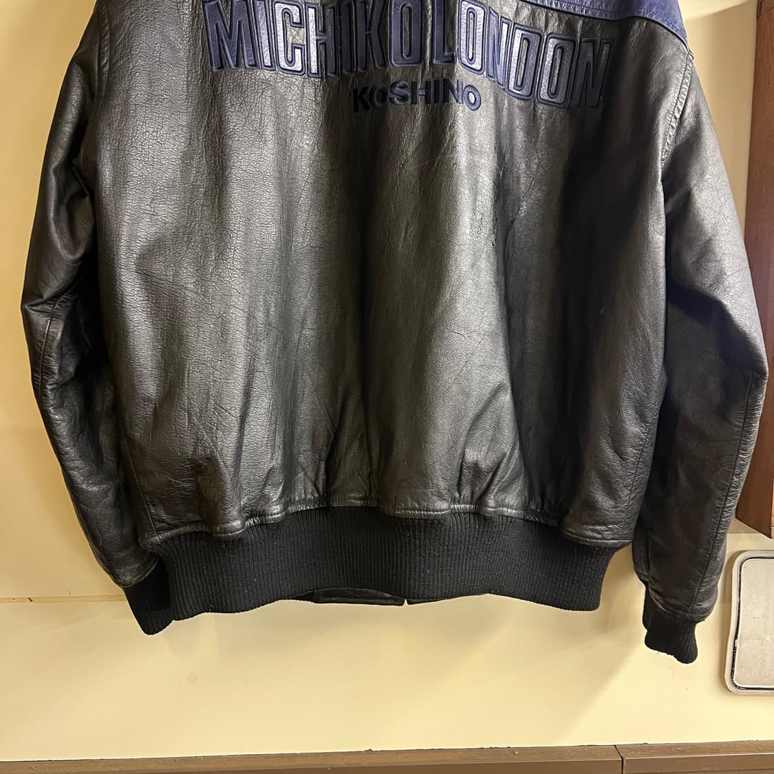 MICHIKO LONDON KOSHINO Leather Stadium 상품이미지10