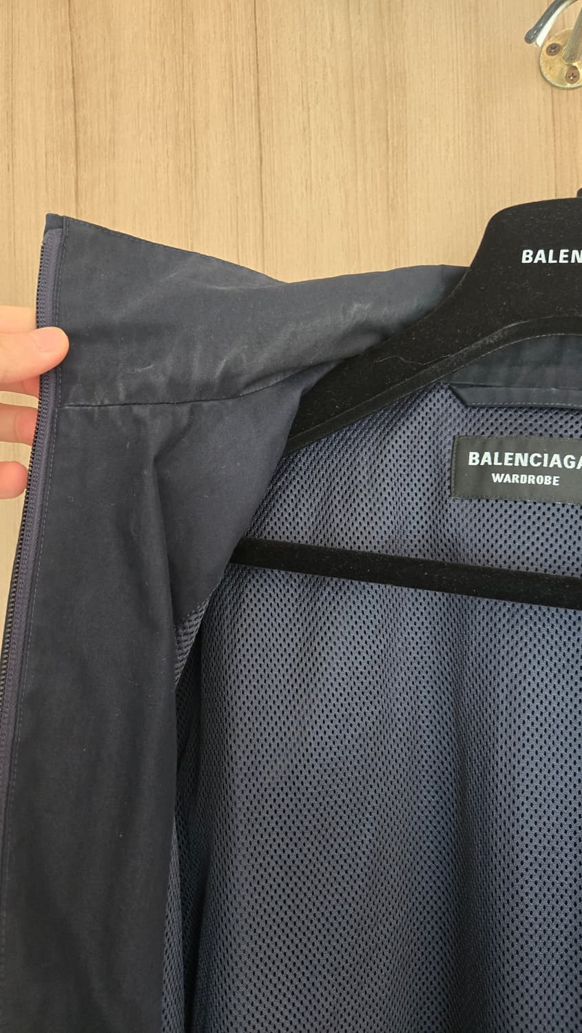 발렌시아가 트랙 자켓 44사이즈 상품이미지2