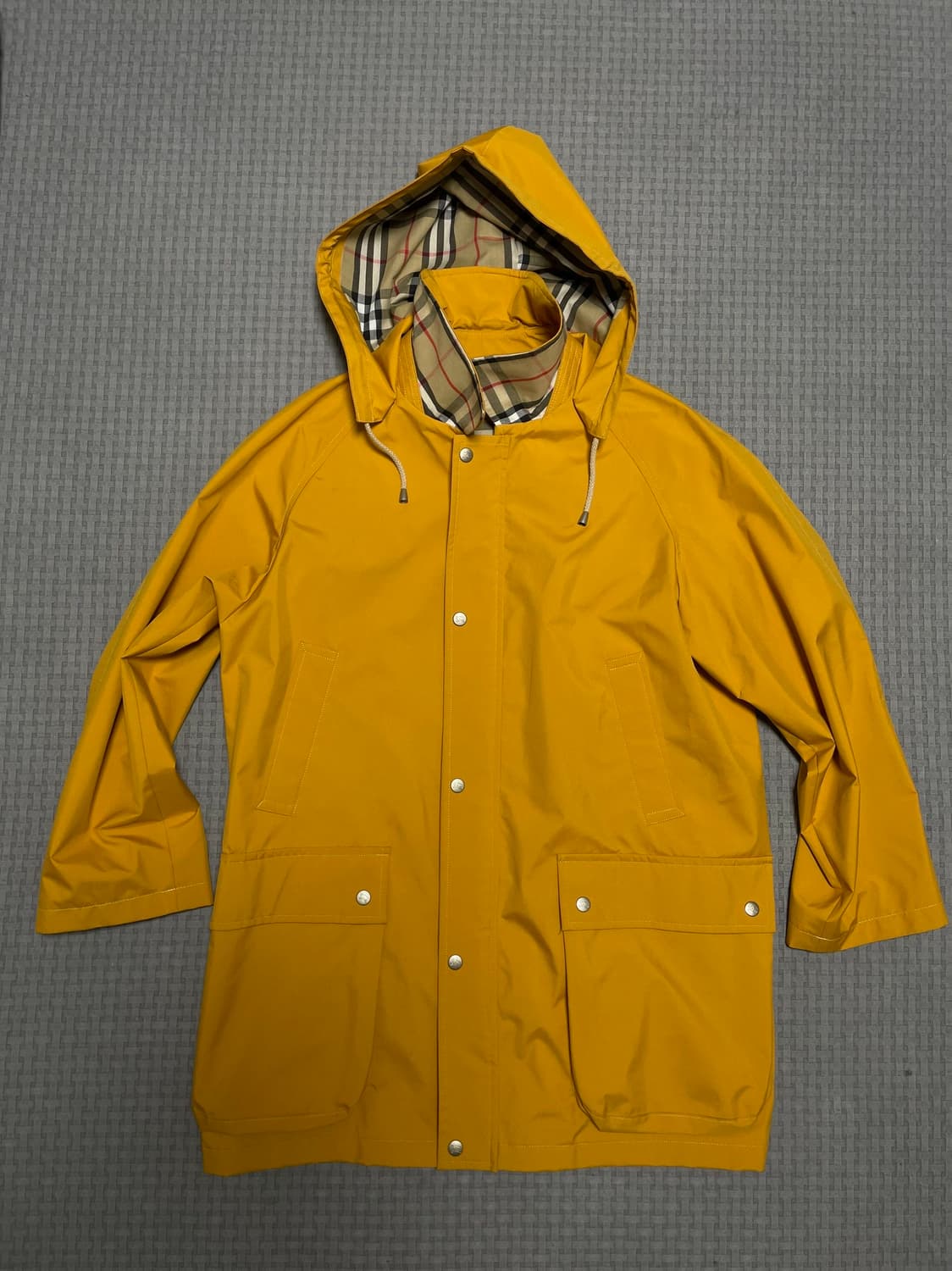 버버리 사파리 코트 정품 상품이미지1