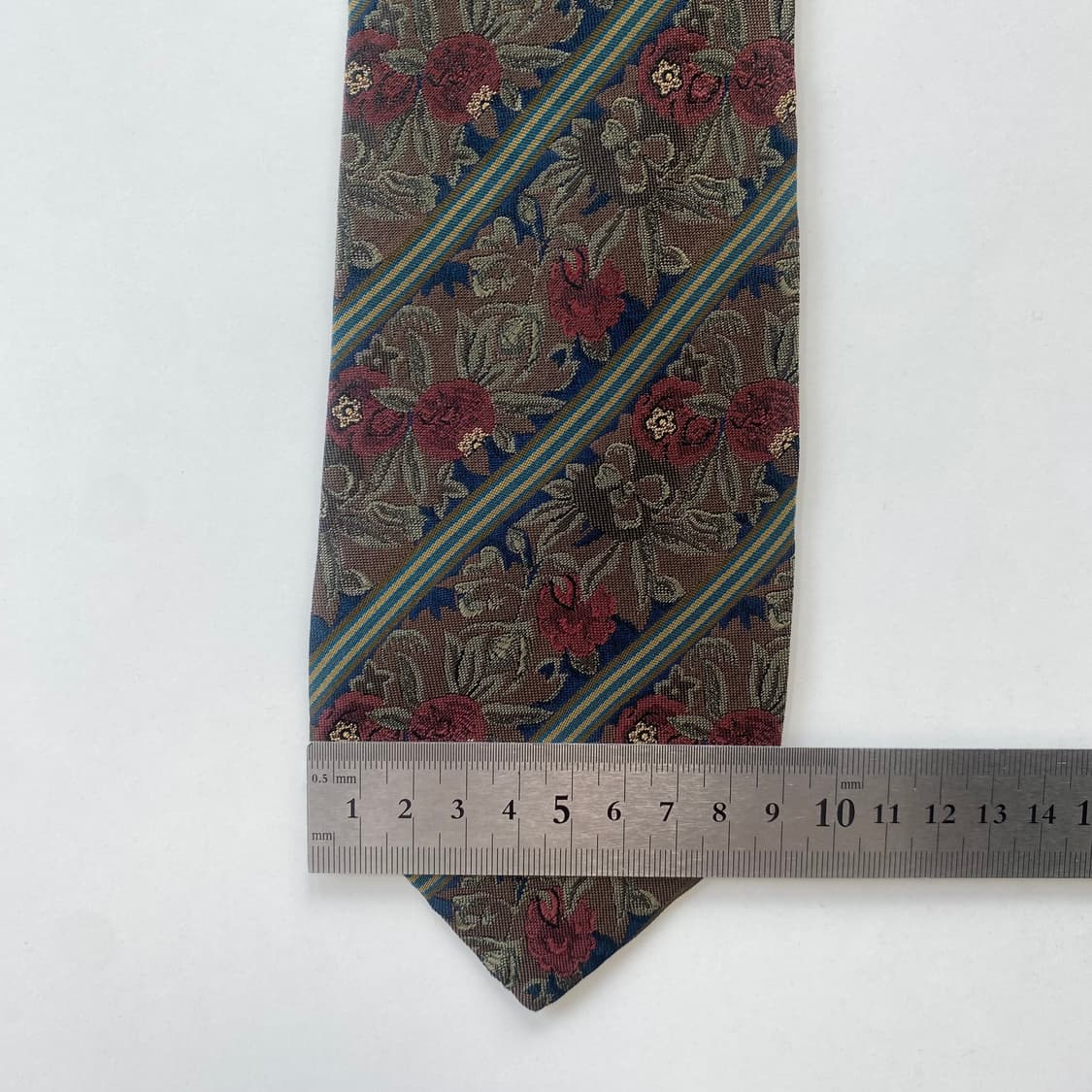 입생로랑(YSL) 명품 정품 넥타이8.7cm 상품이미지8