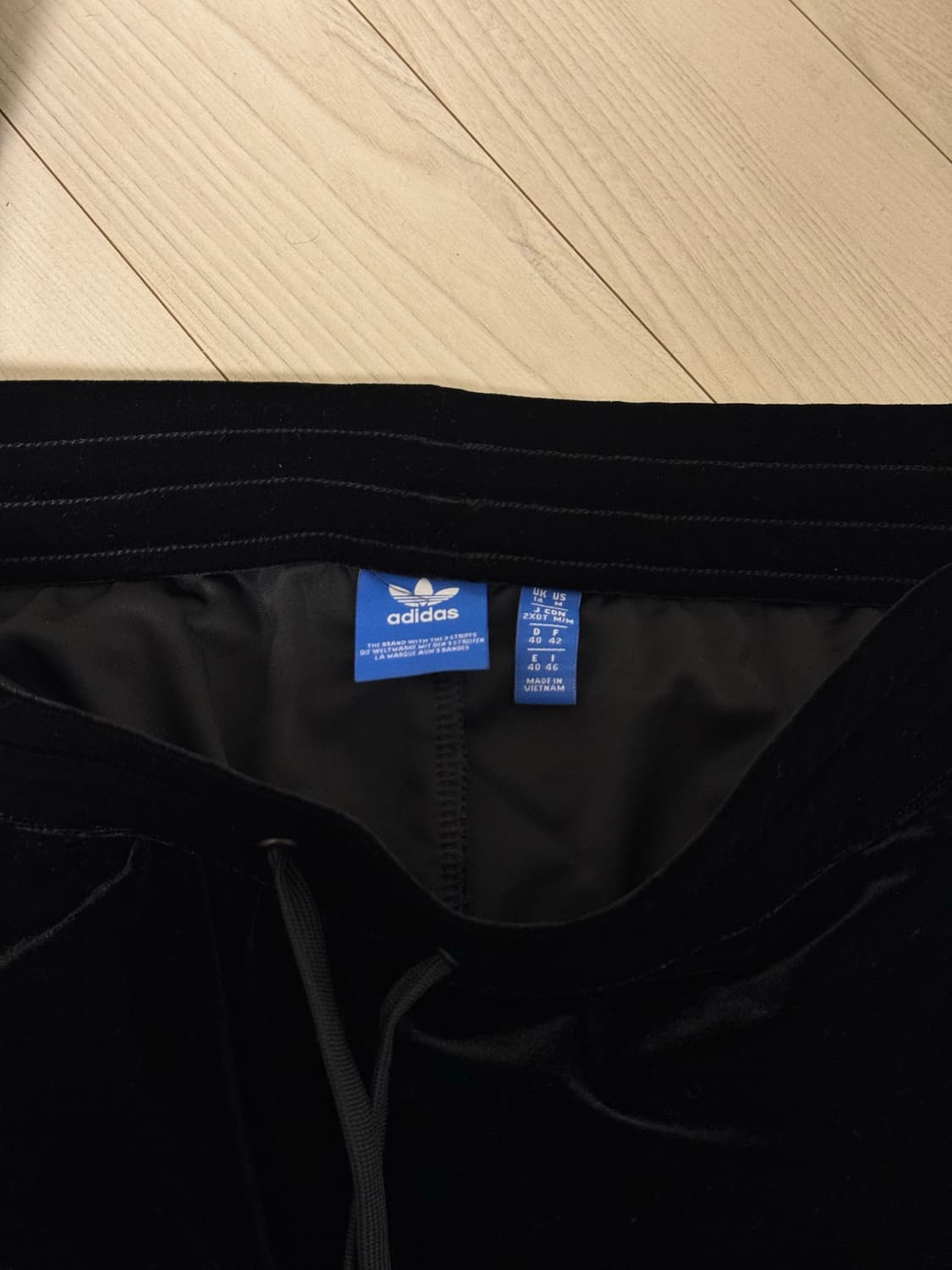 아디다스 벨벳 트랙수트 / 트레이닝복 세트 상품이미지3